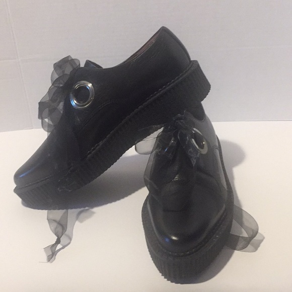 Marc Jacobs Shoes - Marc Jacobs Black Lace up Loafers